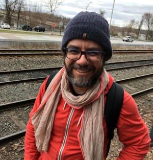 Assigned Readings as Larger Communities – Knowing, Doing, and Desire